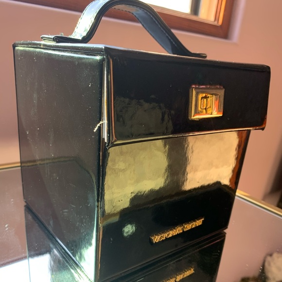 Victoria's Secret Other - Victoria’s Secret Jewelry Box